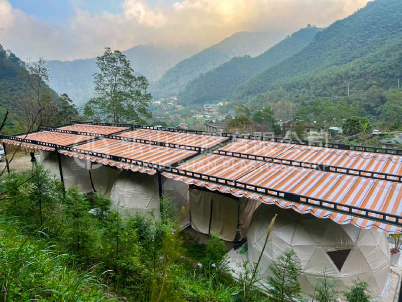 Pleated canopy | Fabric: Diamond grid with tea-brown stripes / Sandalwood brown | Manufacturer: 大虔帆布